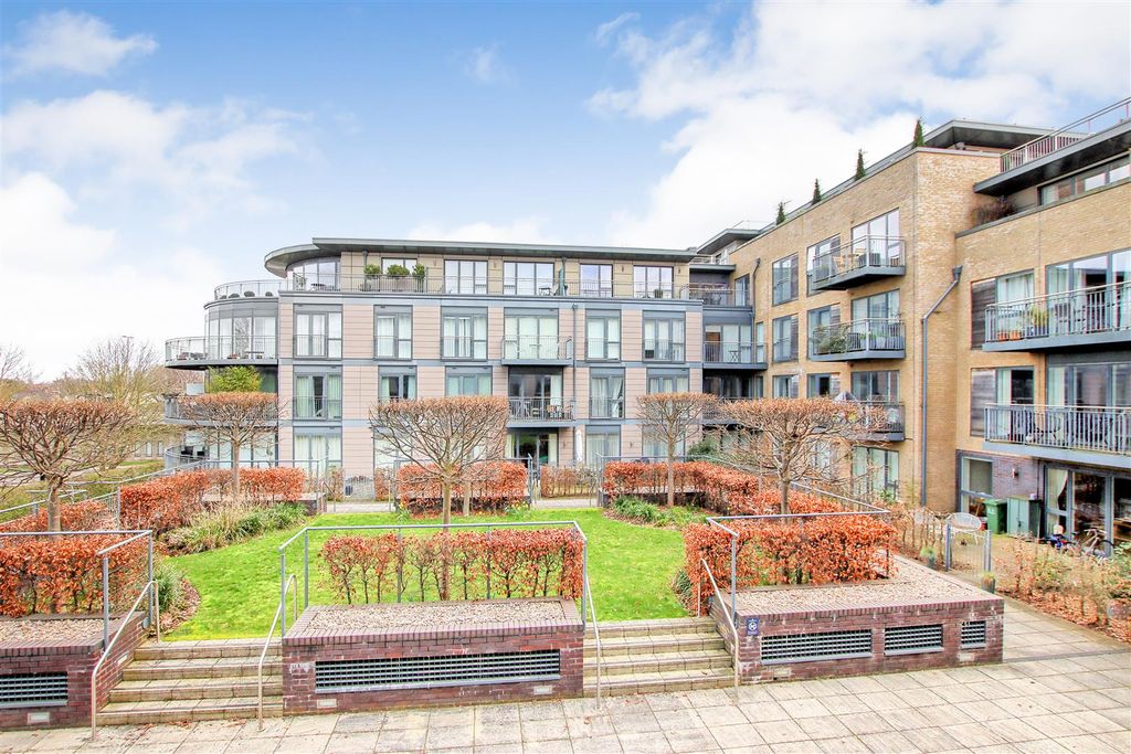 Additional image 8 of 1 bed flat for saleKingsley Walk, Cambridge CB5