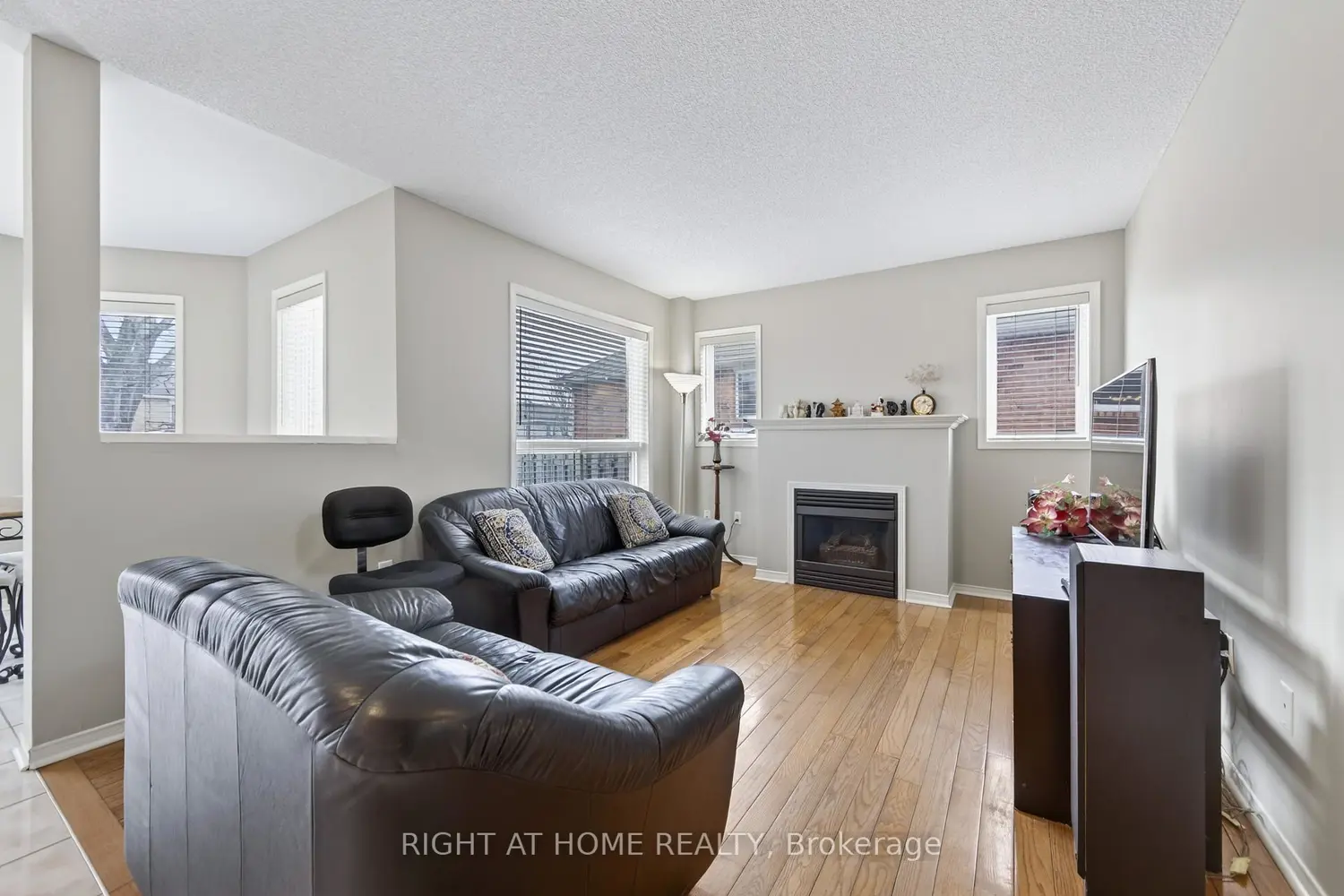 Additional image 7 of 1338 Vincent Crescent