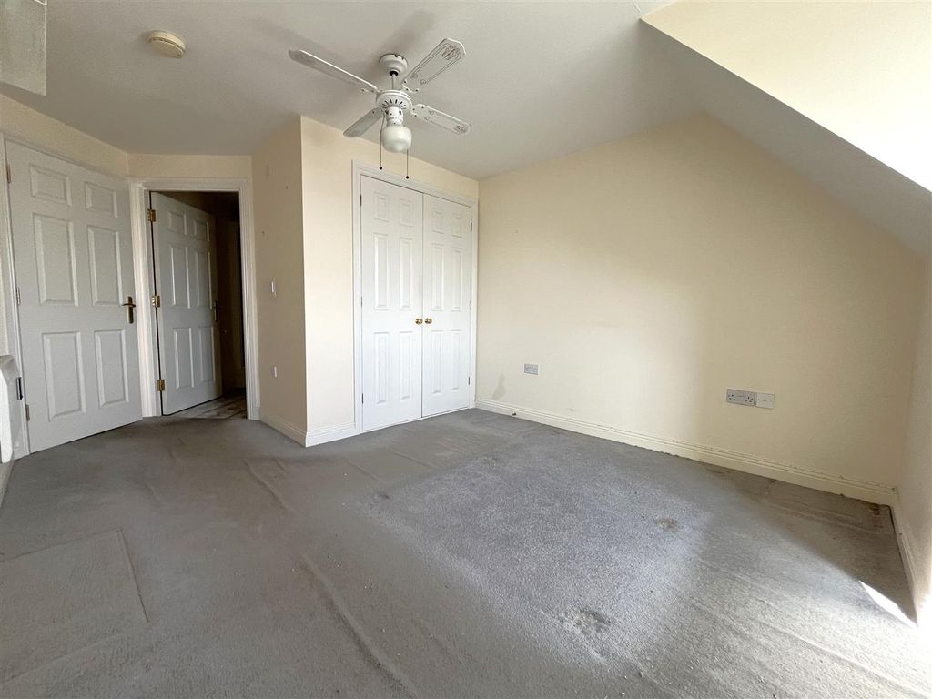 Additional image 13 of 2 bed flat for saleCorscombe Close, Weymouth DT4