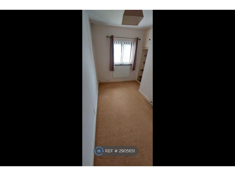 Additional image 10 of 3 bed semi-detached house to rentJohn Lewis Street, Milford Haven SA73