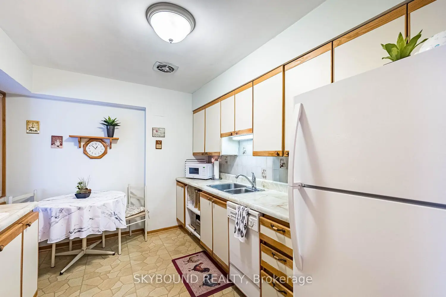 Additional image 9 of 15 Elizabeth Street 305