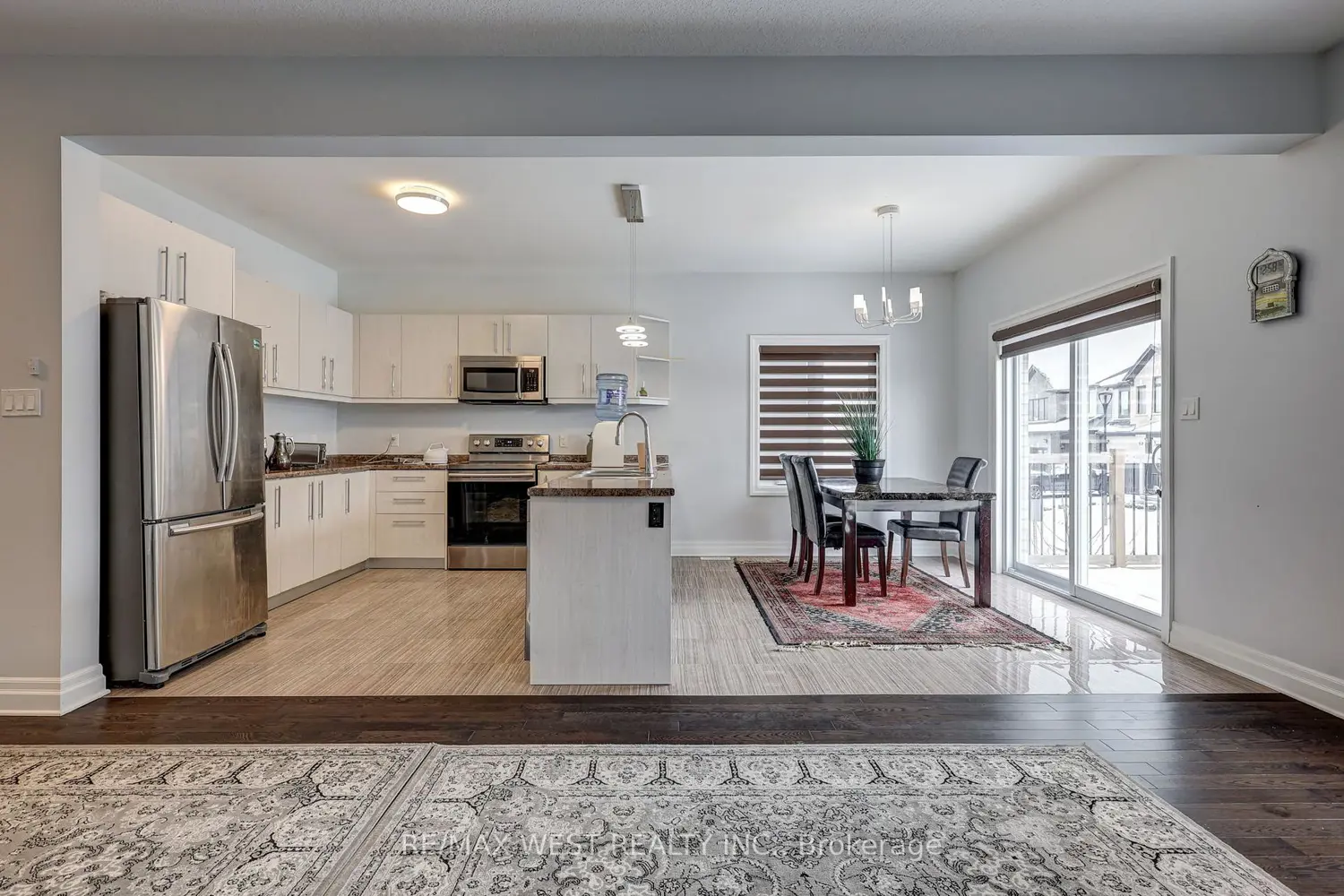 Additional image 4 of 2607 Sheffield Boulevard