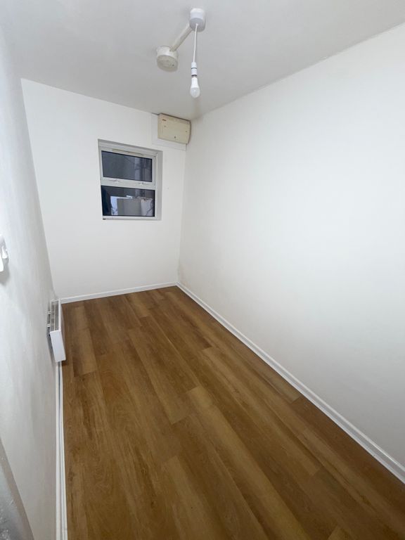 Additional image 6 of 1 bed flat to rentHolton Road, Barry CF63