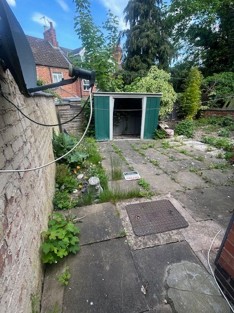 2 bed terraced house to rentRichmond Rd, Leicester LE2