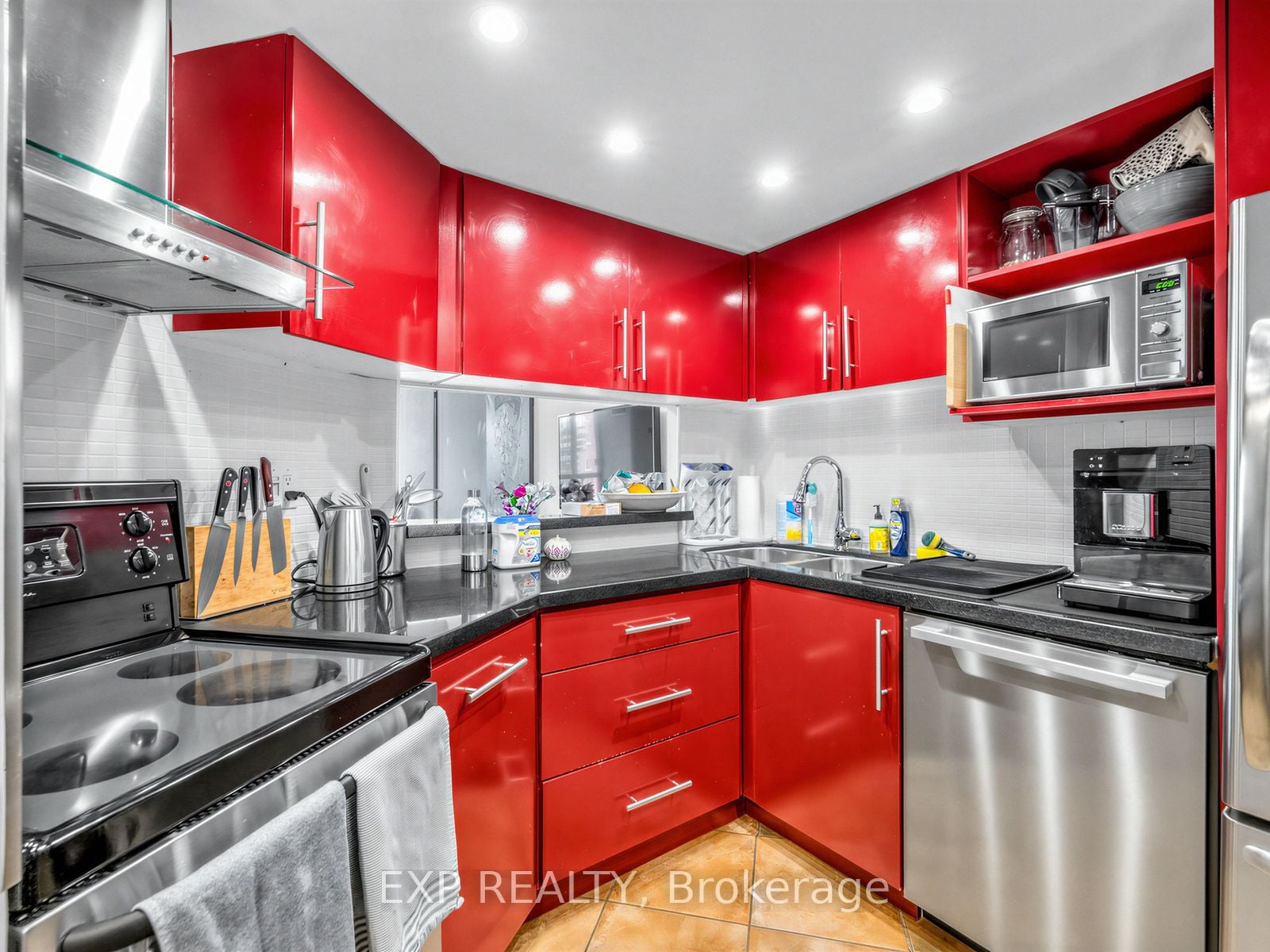 Additional image 5 of 1127-77 Maitland Place, Toronto, ON, M4Y 2V6