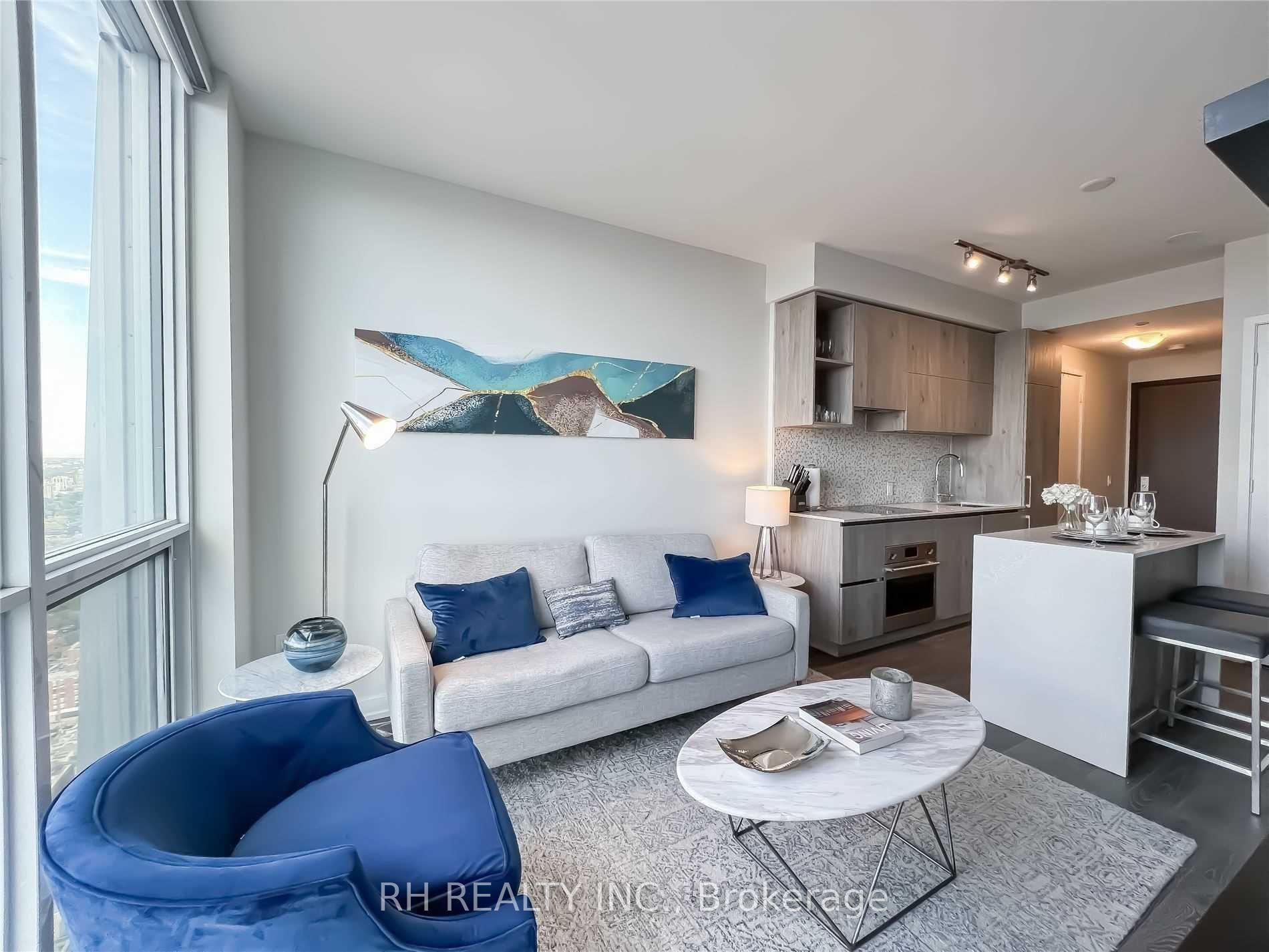 Additional image 3 of 4104-1 Yorkville Avenue, Toronto, ON, M4W 1L1