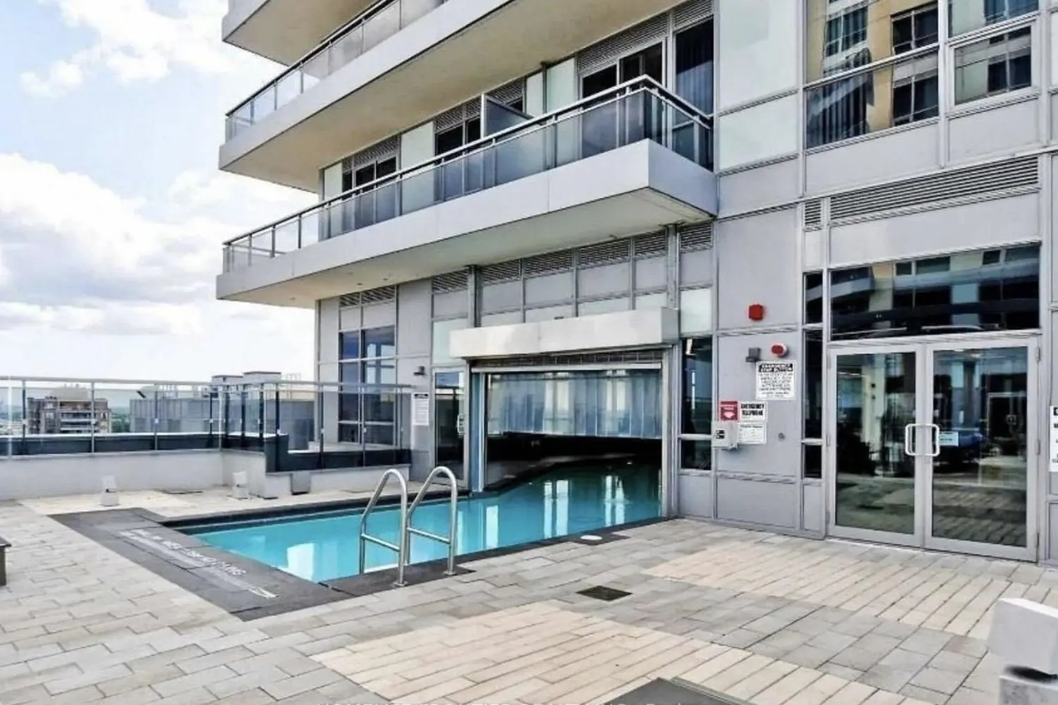 Additional image 11 of 9205 Yonge Street 1211