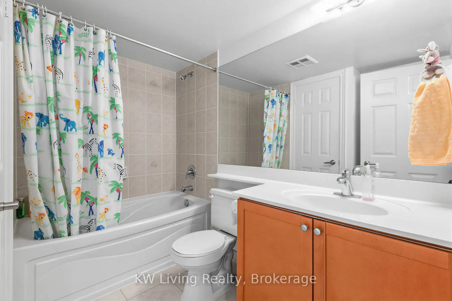 Additional image 12 of 33 Cox Boulevard 1619