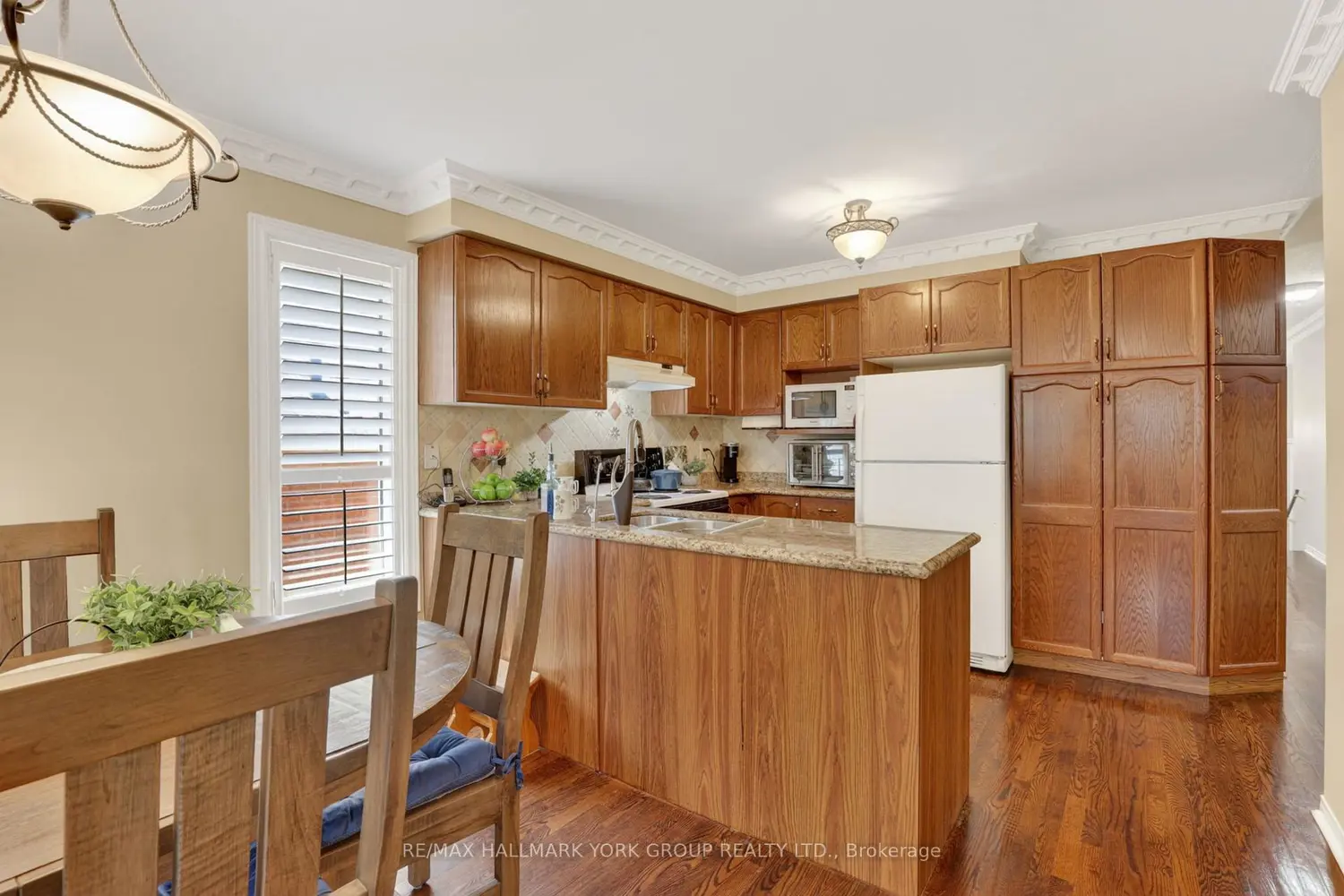 Additional image 11 of 1339 Forest Street
