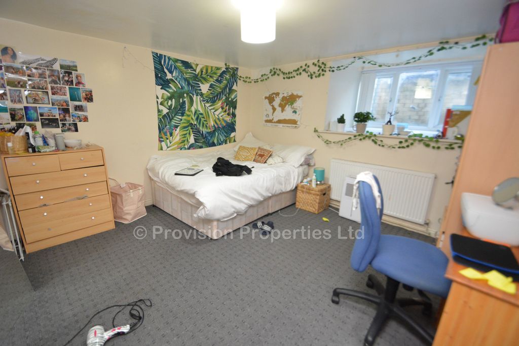 Additional image 3 of 6 bed terraced house to rentEbor Place, Hyde Park, Leeds LS6