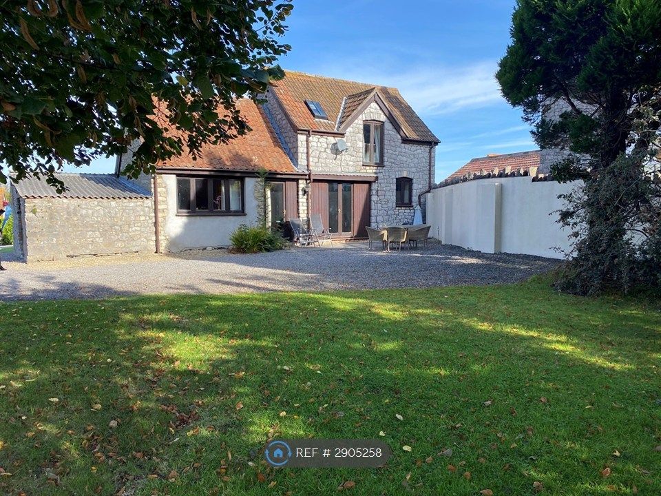 3 bed detached house to rentLower Norton Lane, Kewstoke, Weston-Super-Mare BS22
