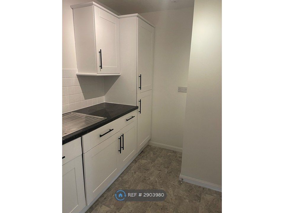 Additional image 3 of 2 bed flat to rentSeedhill Road, Paisley PA1
