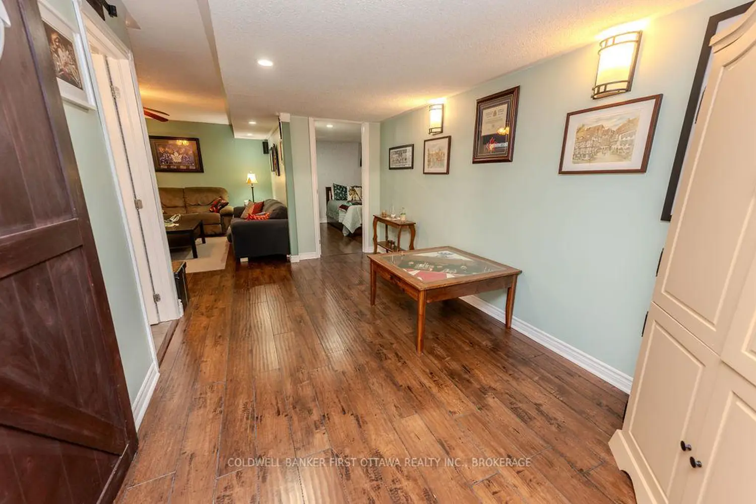 Additional image 15 of 1103 Crossfield Avenue