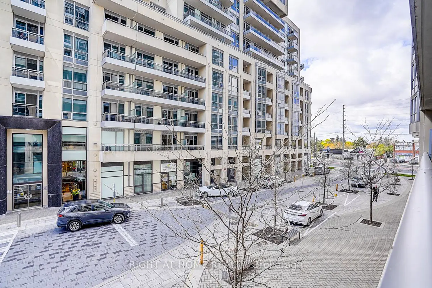 Additional image 10 of 9201 Yonge Street 205