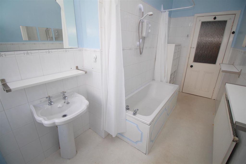 Additional image 14 of 2 bed flat for saleBrougham Street, Greenock PA16