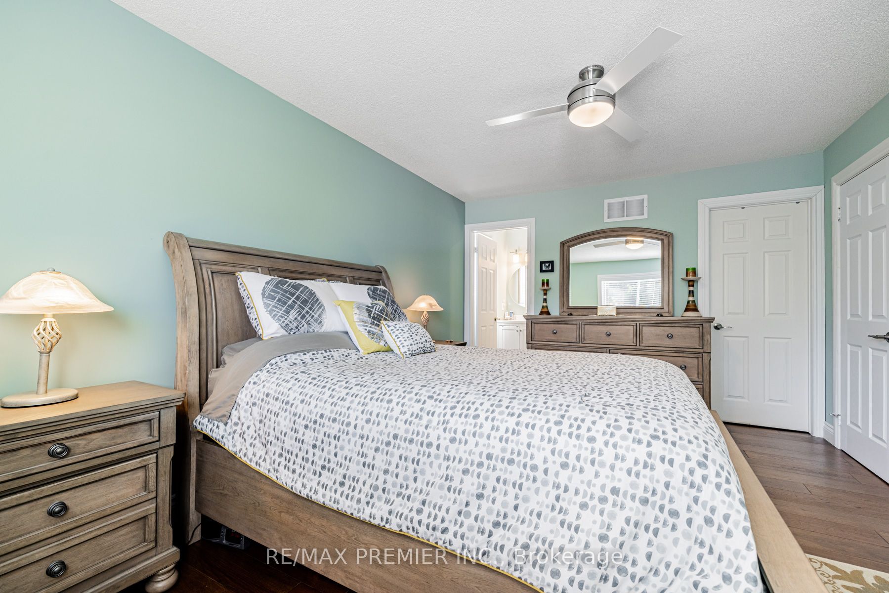 Additional image 2 of 20 Cranberry Heights, Wasaga Beach, ON, L9Z 1M9