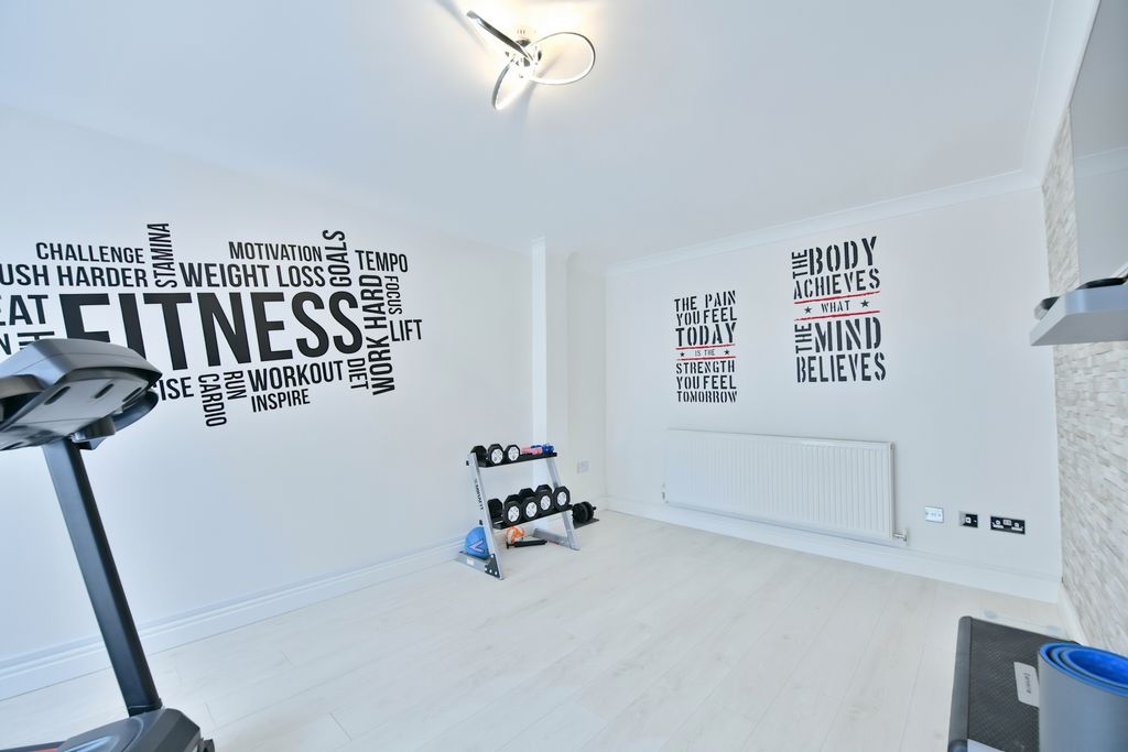 Additional image 6 of 7 bed detached house for saleClos Trehelyg, Ebbw Vale NP23