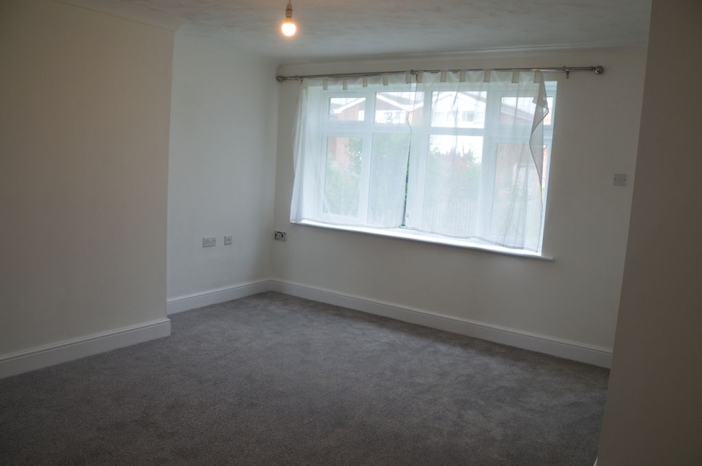 Additional image 3 of 3 bed semi-detached house to rentStarling Close, Weston-Super-Mare BS22
