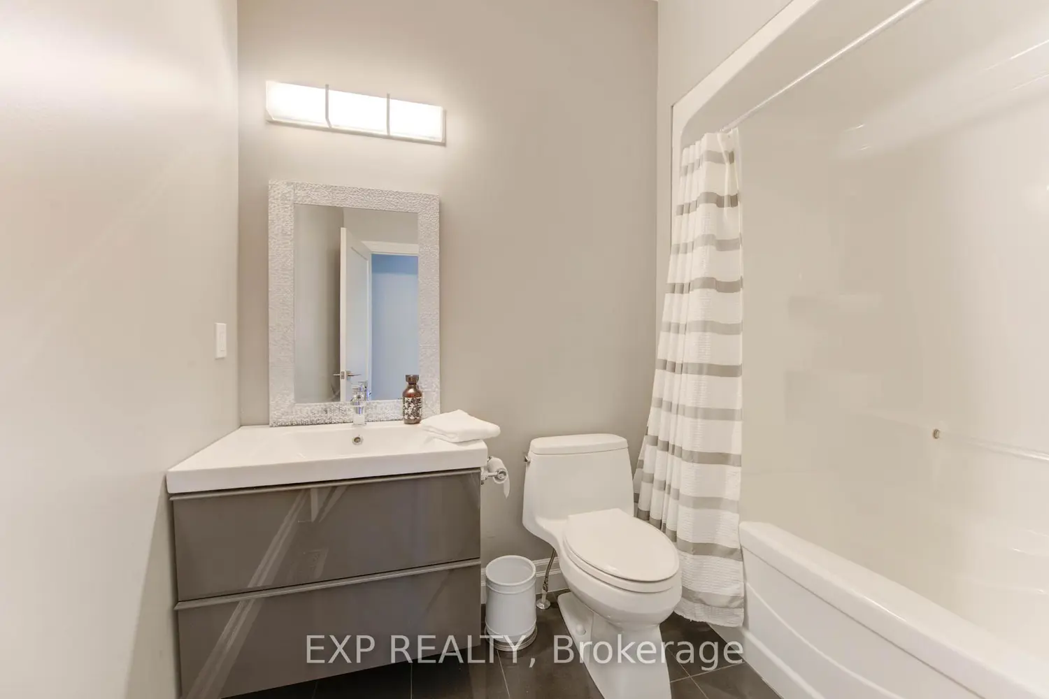 Additional image 4 of 52 Edgehill Drive