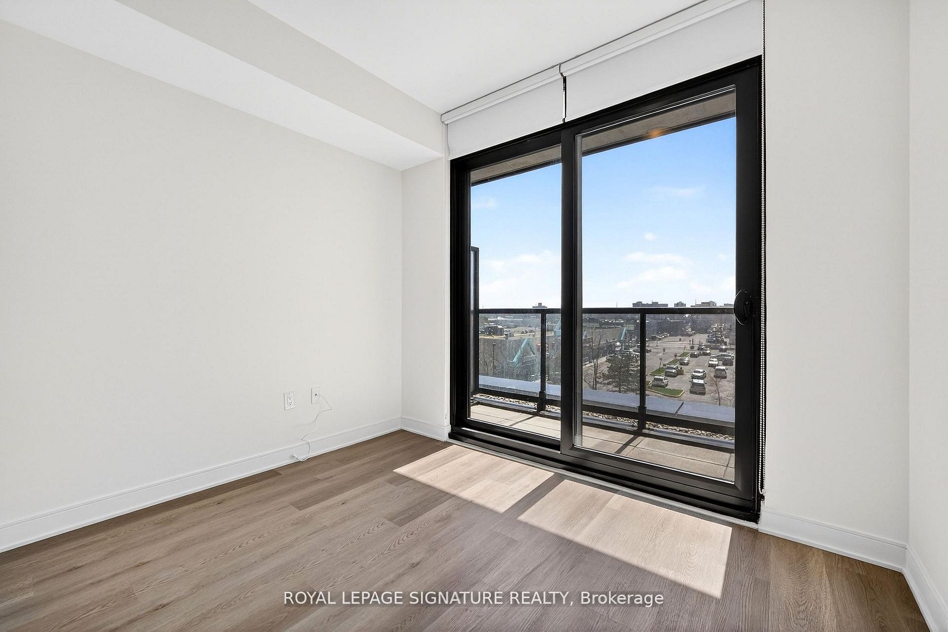 Additional image 2 of 326-86 Dundas Street E, Mississauga, ON, L5A 0B1