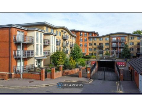 Jubilee Square, Reading RG1