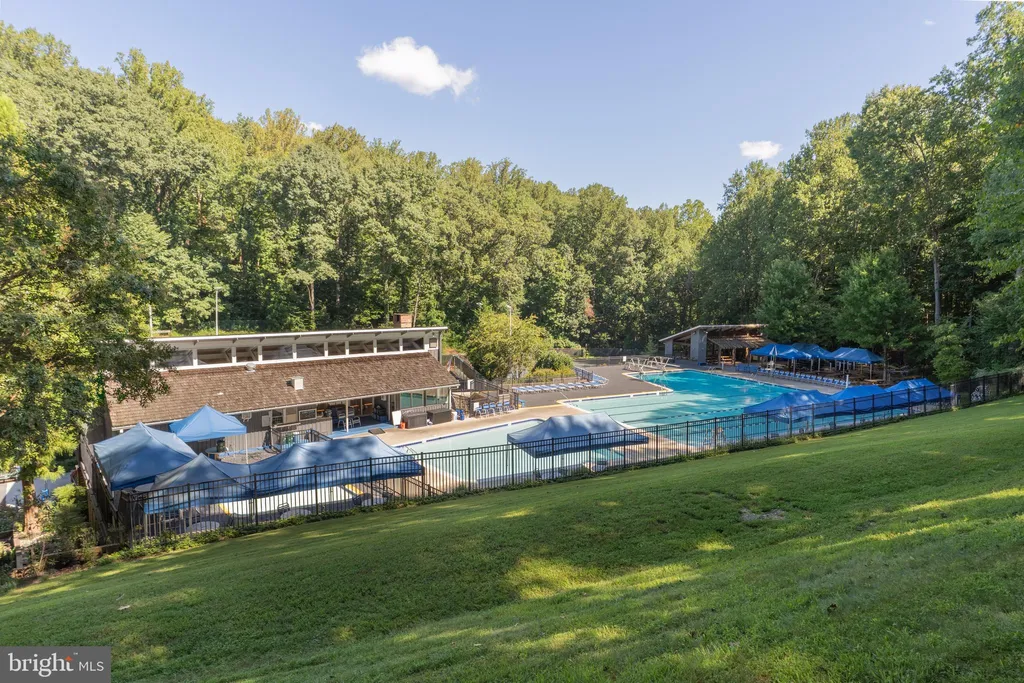Additional image 75 of 8034 Park Overlook Drive, Bethesda, MD 20817