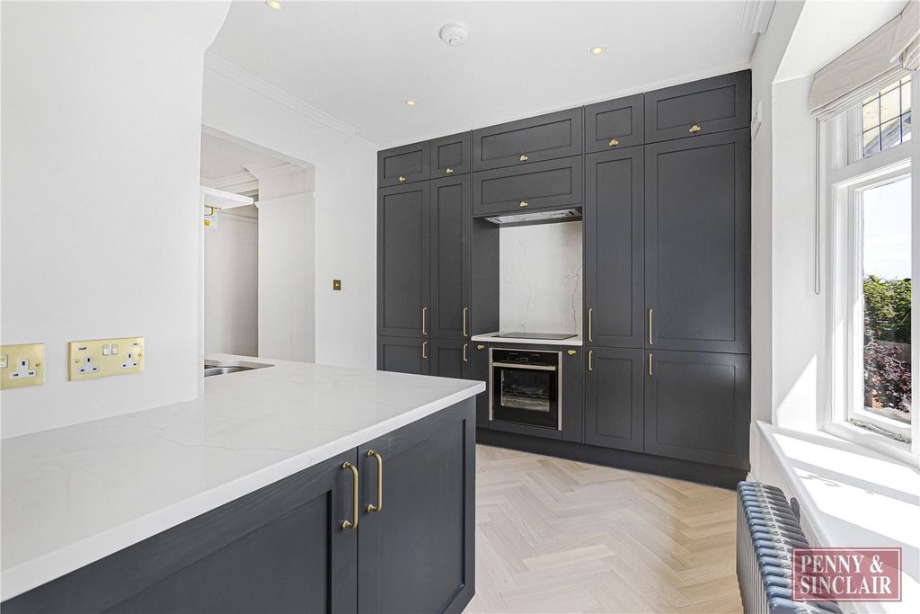 Additional image 2 of 3 bed flat to rentLinton Road, North Oxford OX2