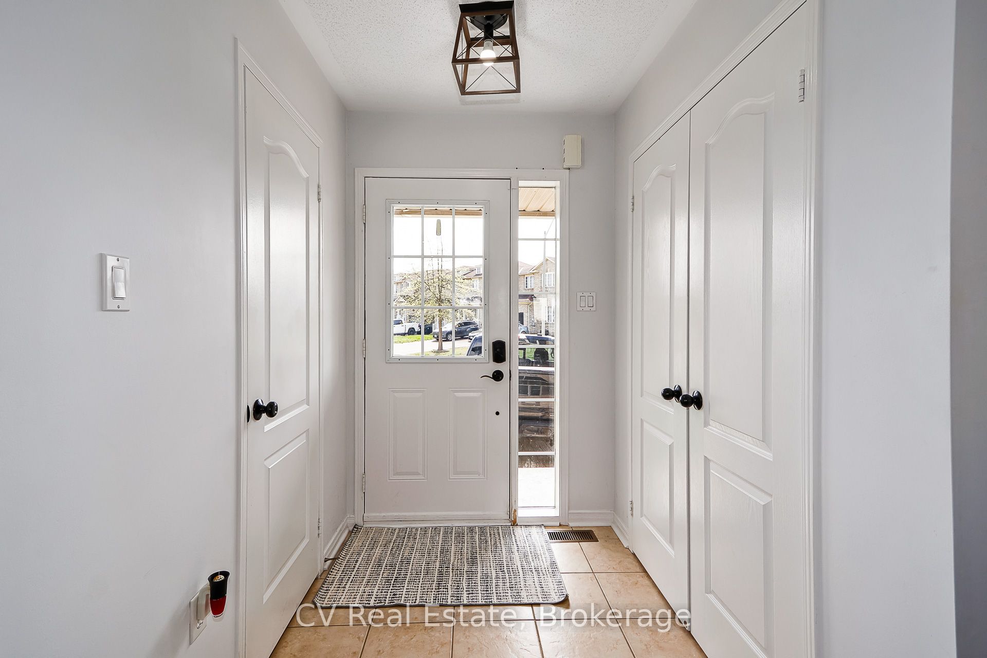 Additional image 4 of 62 Admiral Crescent, Essa, ON, L0M 1B4