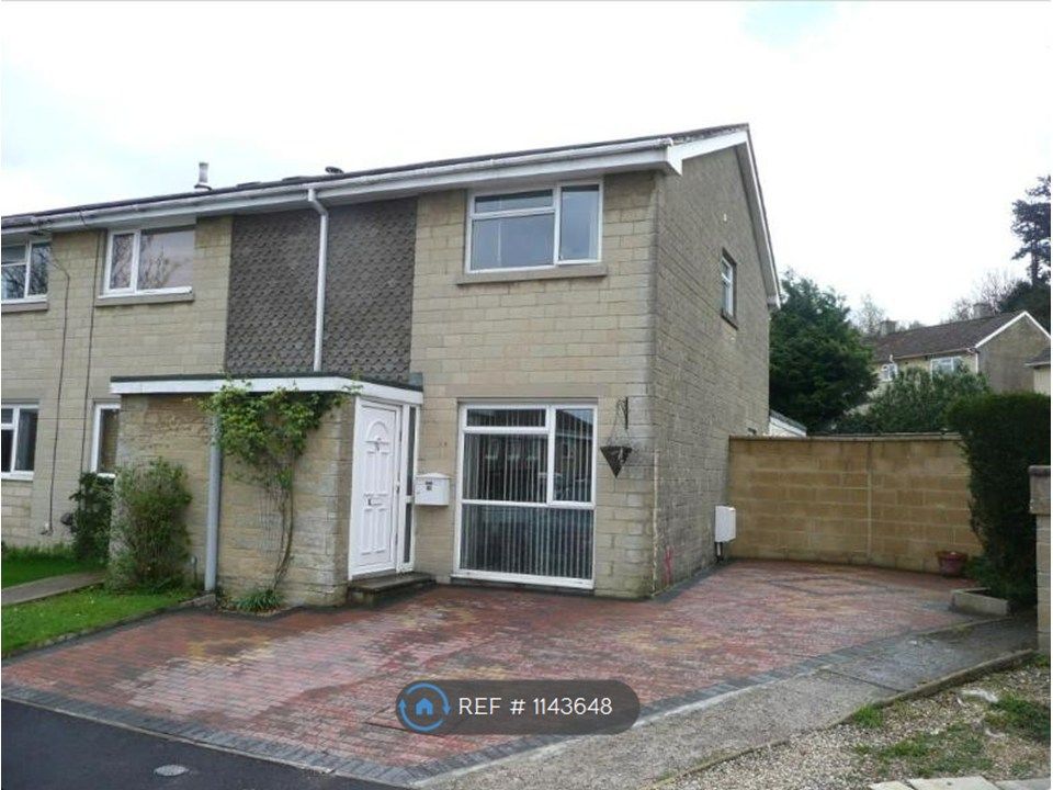 4 bed semi-detached house to rentCanons Close, Bath BA2