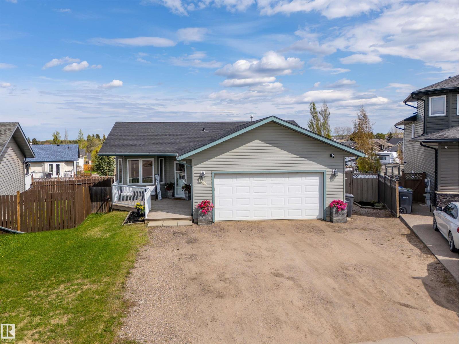 1506 15 Street, Cold Lake, AB, T9M1Z8
