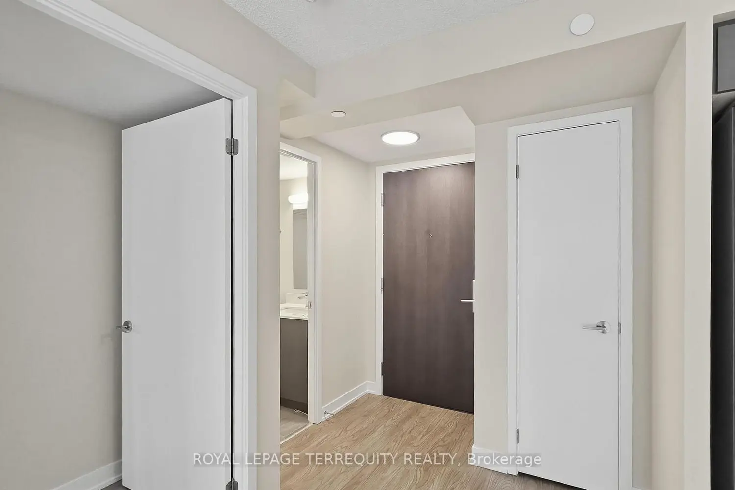 Additional image 12 of 38 Monte Kwinter Court 527