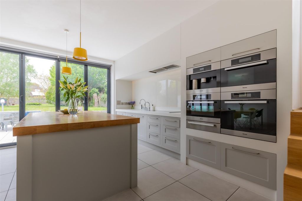 Additional image 8 of 6 bed detached house for salePalace Road, Llandaff, Cardiff CF5