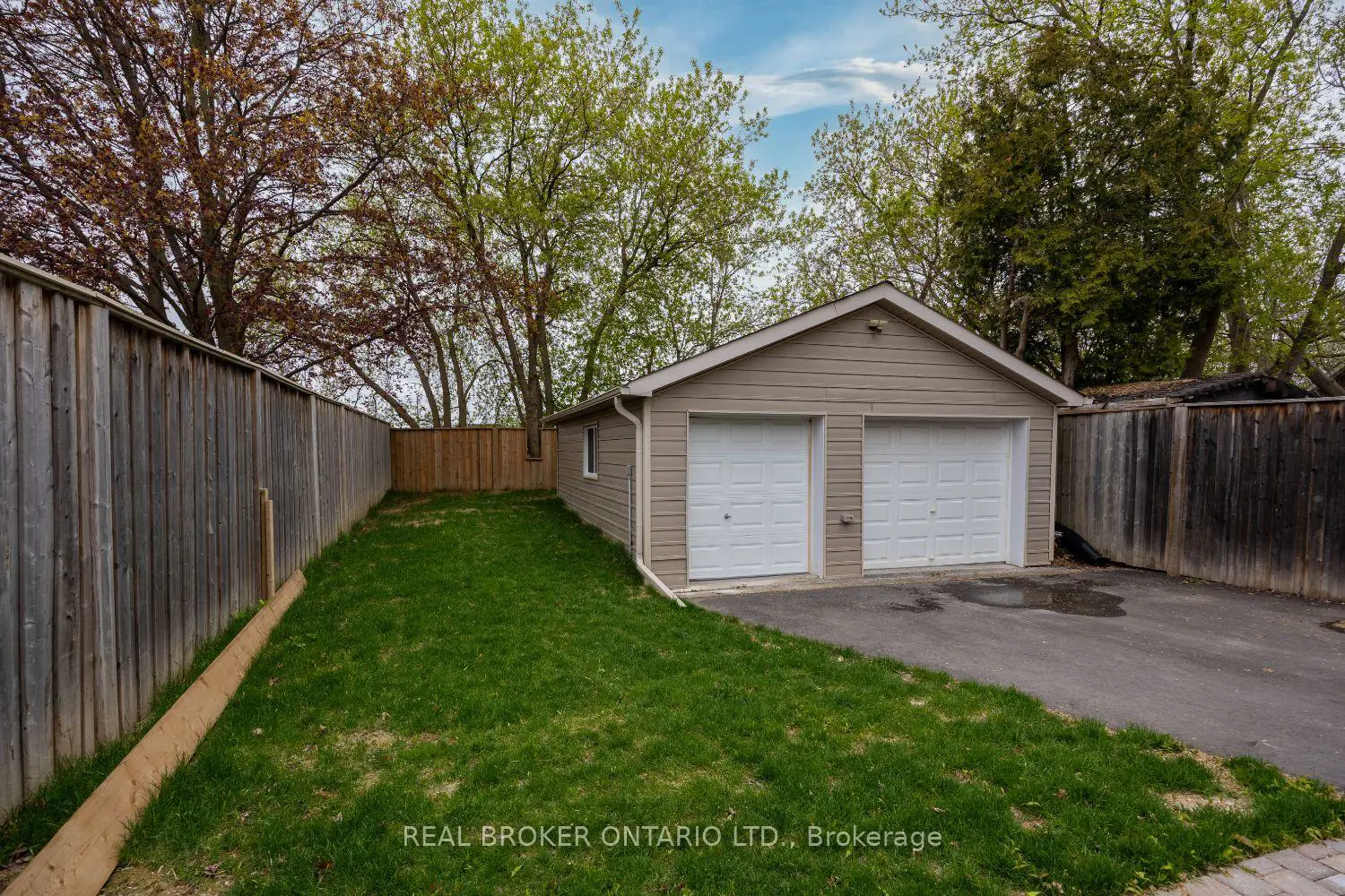 Additional image 17 of 234 Oshawa Boulevard