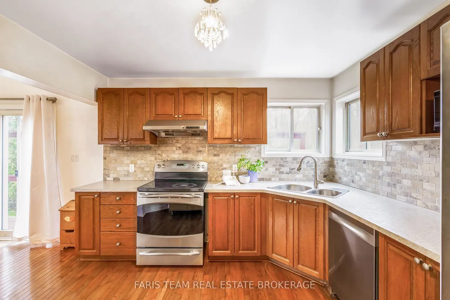 Additional image 5 of 2720 Ireton Street