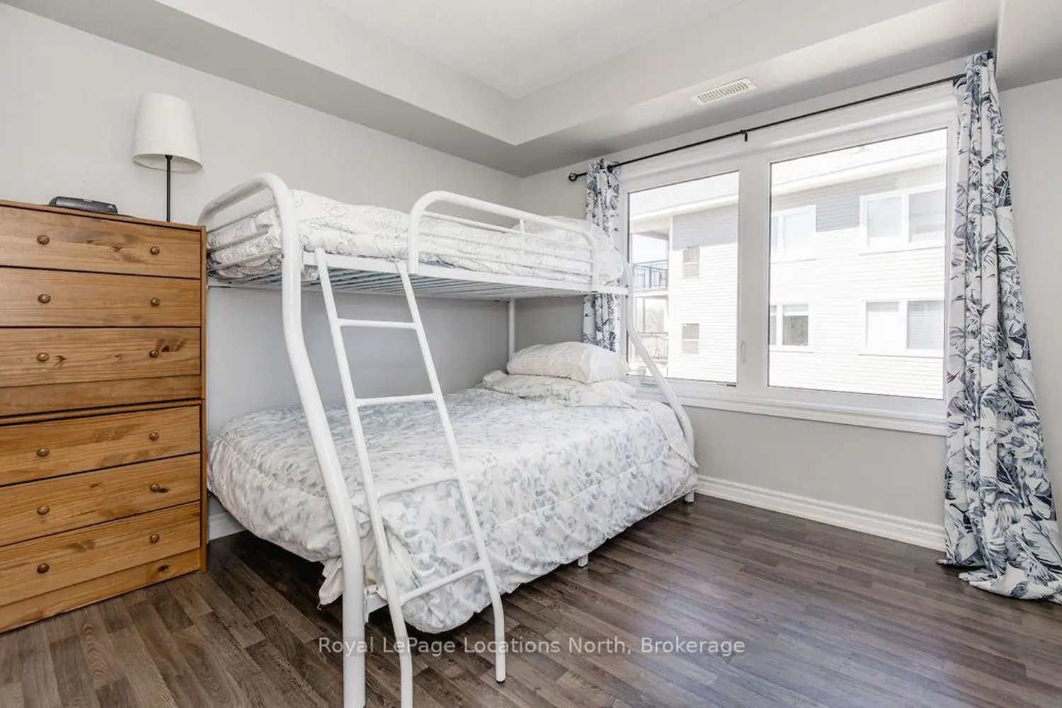 5 Anchorage Crescent 201 photo 4