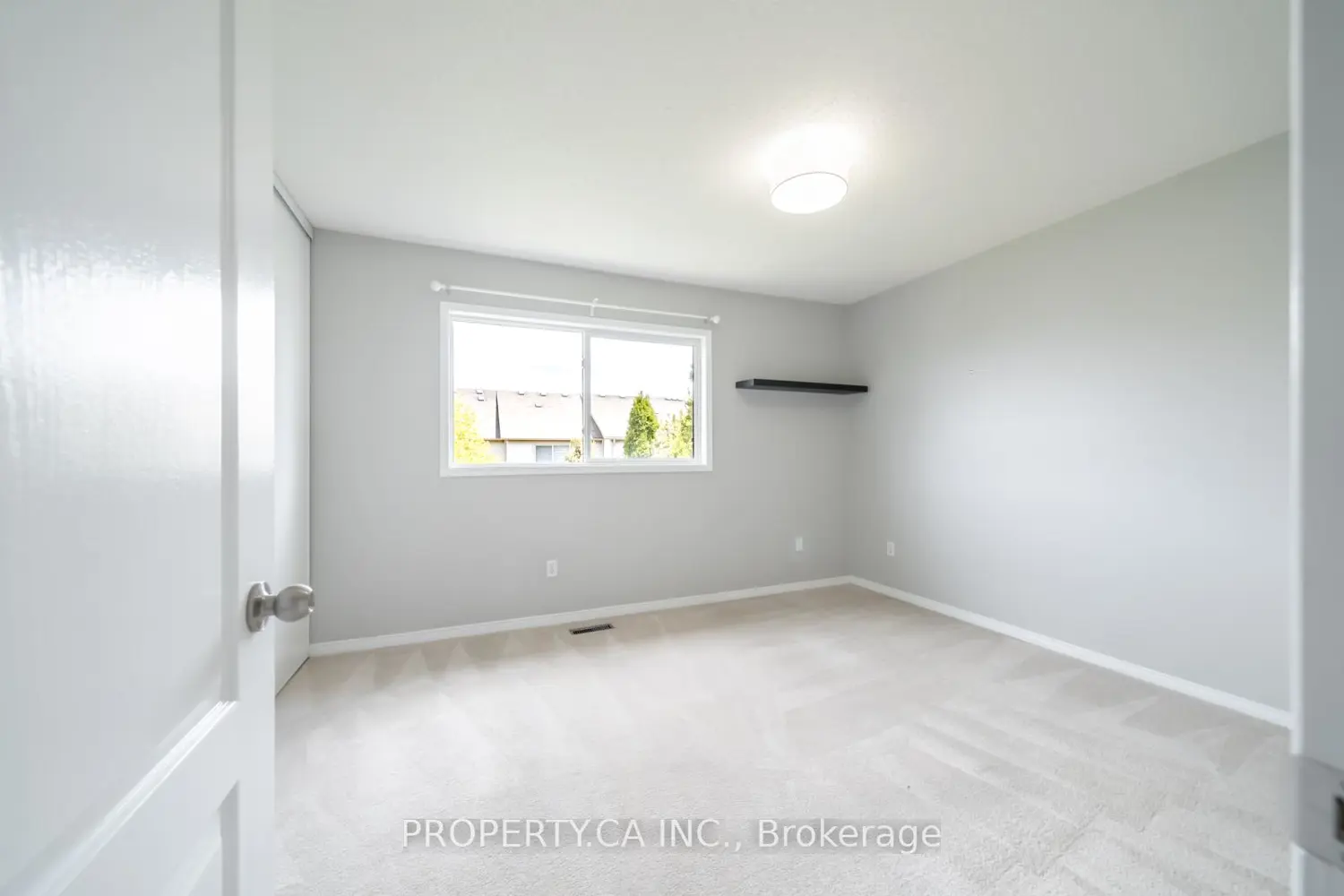 Additional image 12 of 5030 Heatherleigh Avenue 111