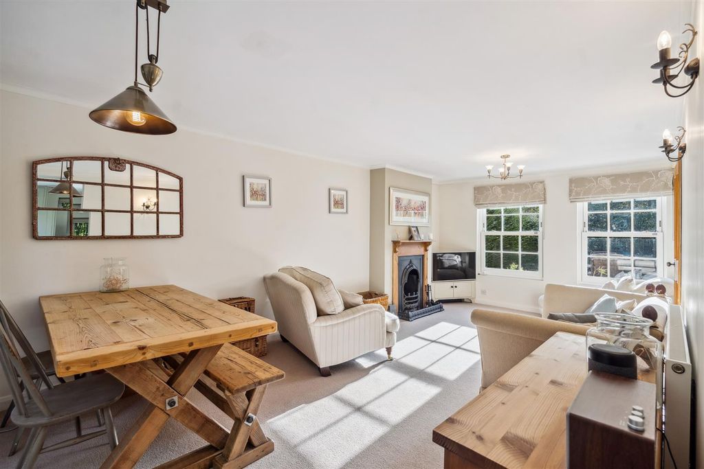 Additional image 4 of 3 bed end terrace house to rentKings Lane, Cookham, Maidenhead SL6