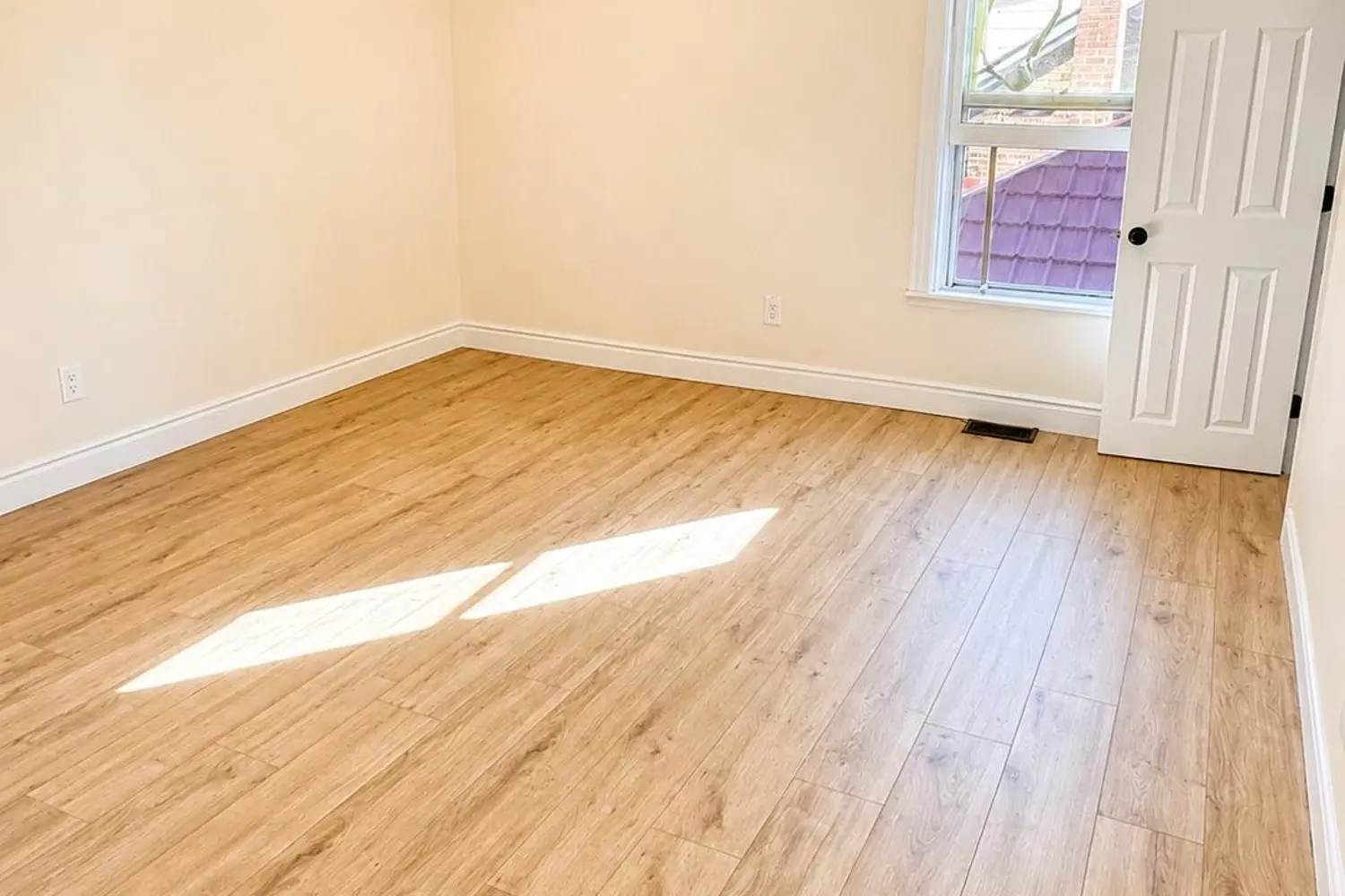 Additional image 7 of 405 Upper Wentworth Street