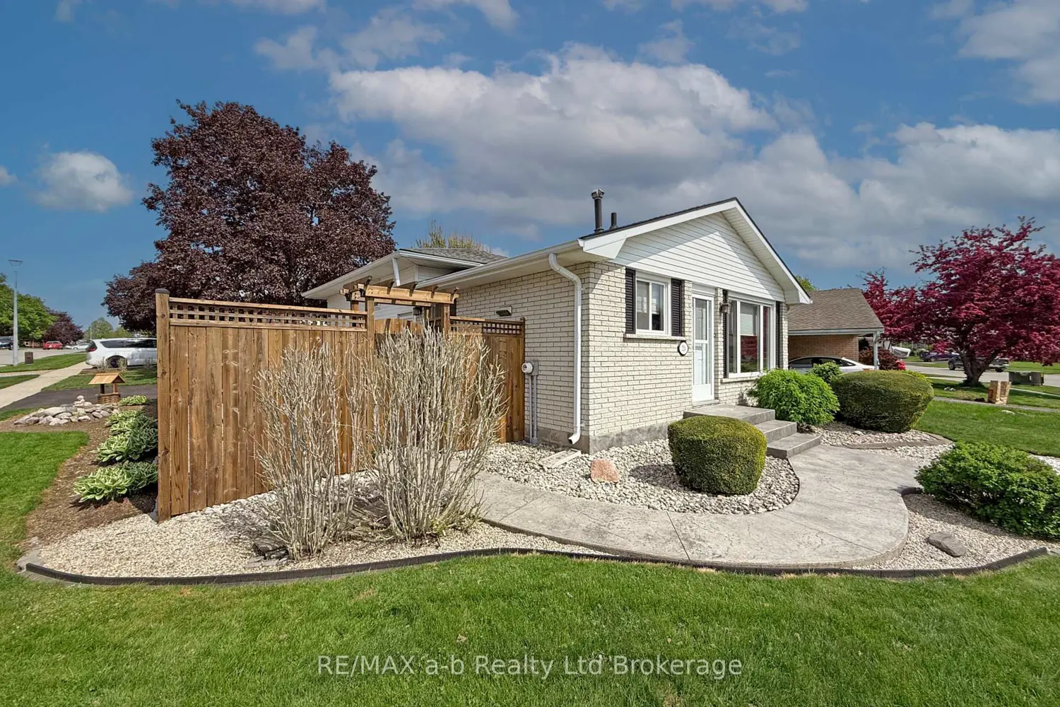 Additional image 2 of 324 Macdonald Drive