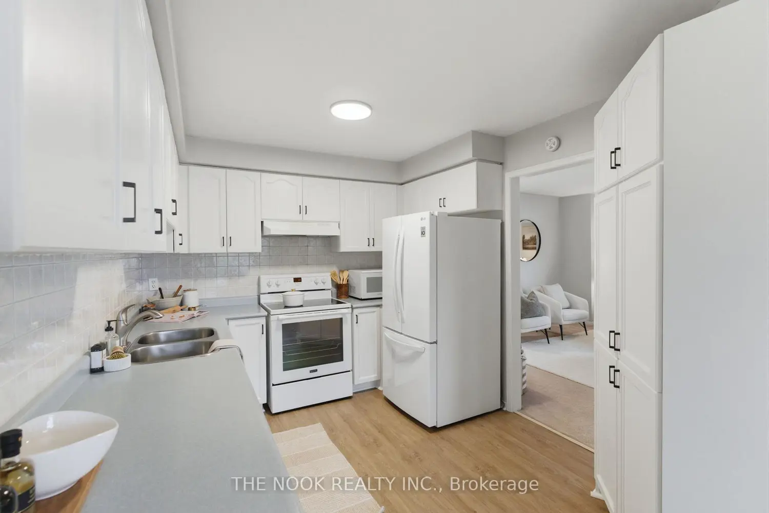Additional image 6 of 1139 Ridgemount Boulevard