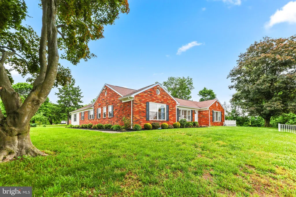 Additional image 5 of 2300 Ravenview Road, Lutherville Timonium, MD 21093