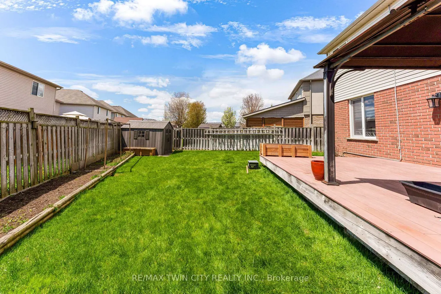 Additional image 16 of 437 Beaumont Crescent