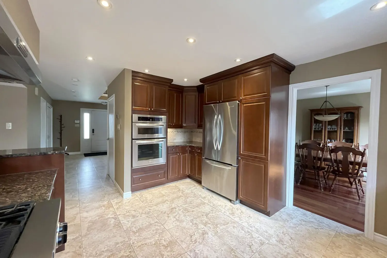 2 Inverness Avenue photo 5