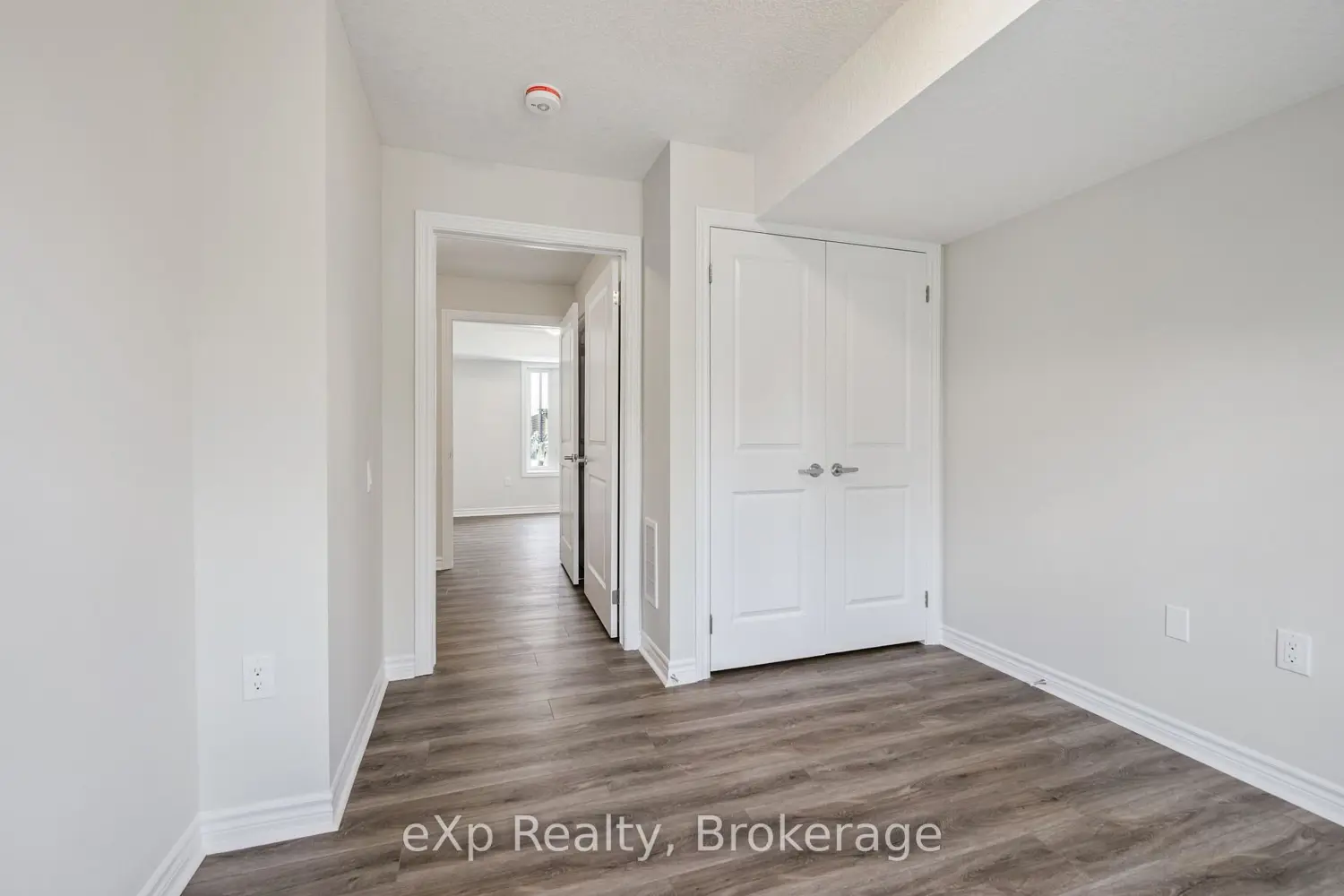 Additional image 17 of 465 Garafraxa Street 10