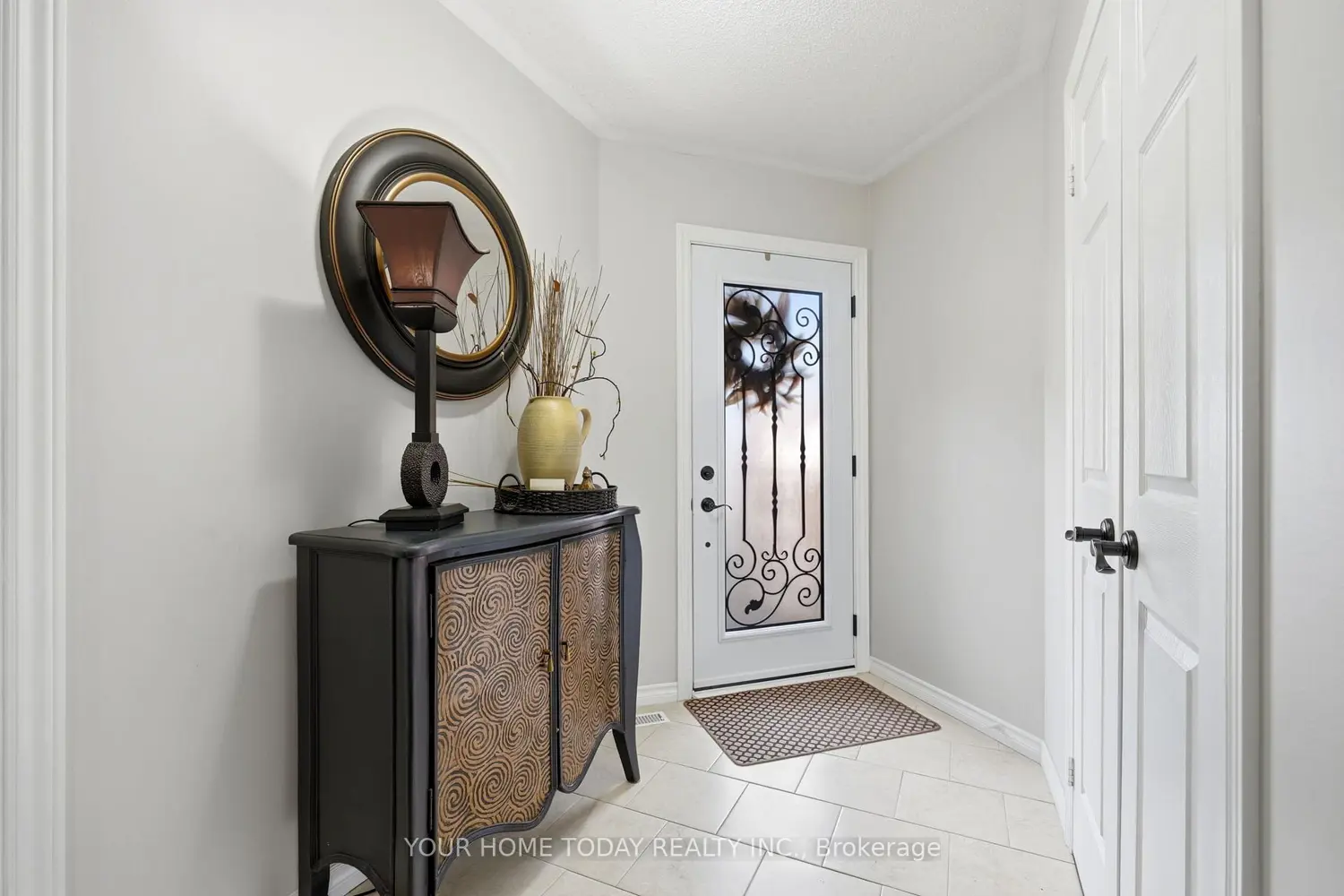 Additional image 4 of 96 Lauchlin Crescent