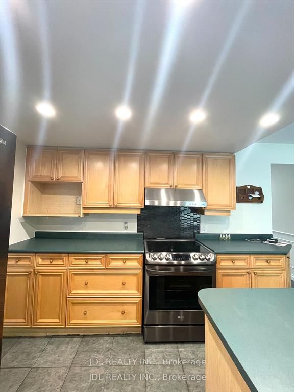 Additional image 6 of 1059 Easthill Court, Newmarket, ON, L3Y 5V4