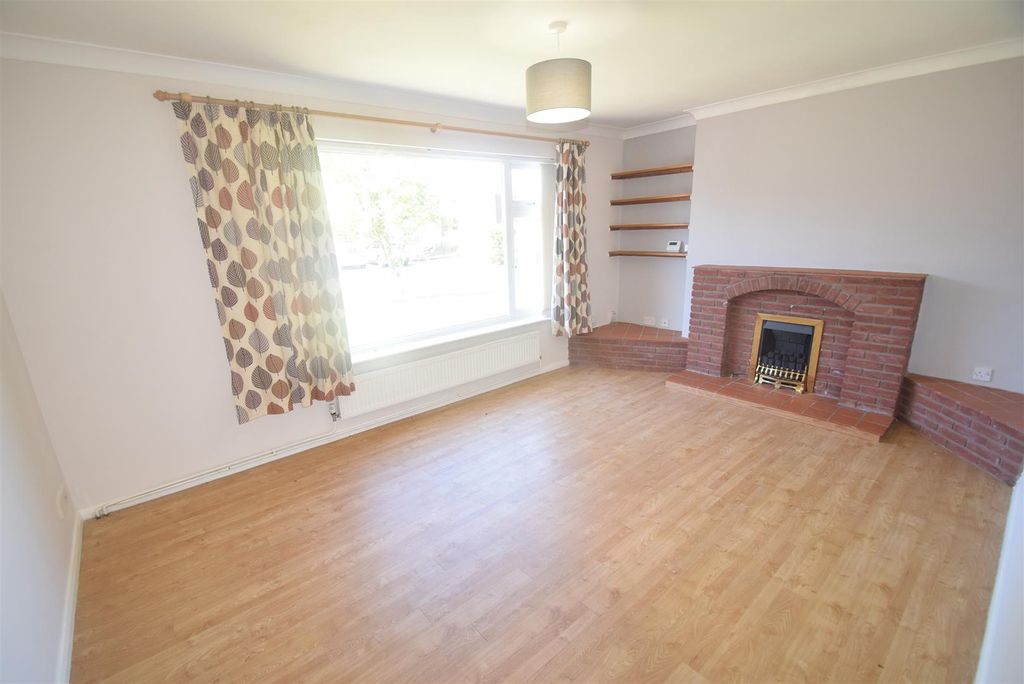 Additional image 4 of 4 bed semi-detached house to rentSt. Andrews Way, Church Aston, Newport TF10