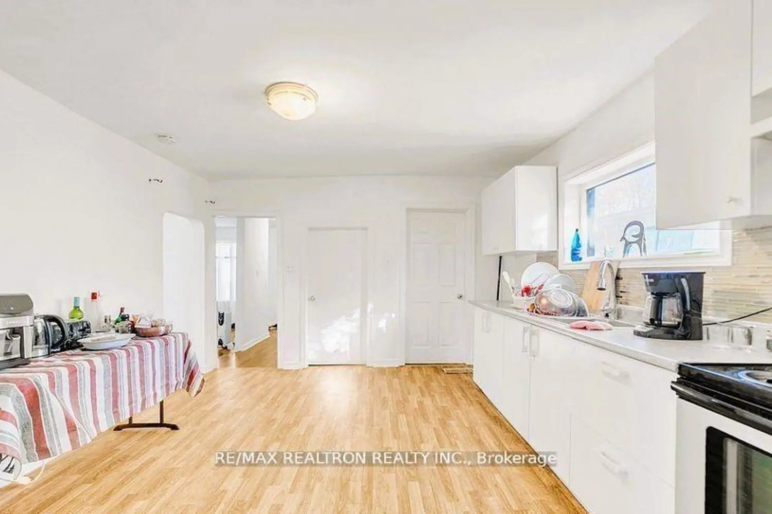 Additional image 17 of 16958 Bayview Avenue
