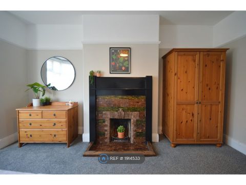 Addycombe Terrace, Newcastle Upon Tyne NE6