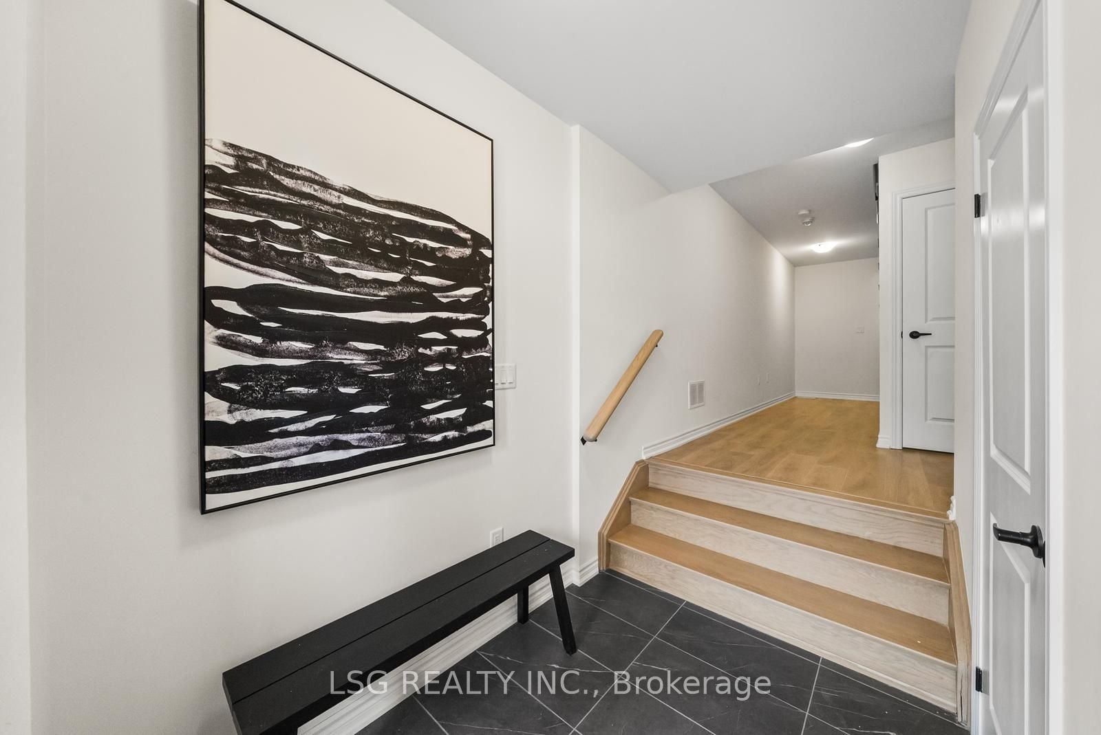 Additional image 5 of 153 Blick Crescent, Aurora, ON, L4G 7B6